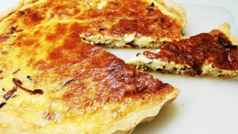 Quiche Lorraine- den klassiske bacontrte-fra madskriblerier